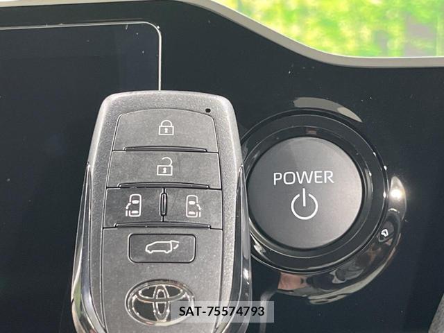 Toyota VOXY 2025-07 8283143-6