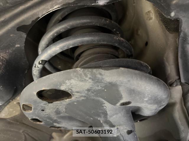 Toyota VOXY 2014-08 8283160-19
