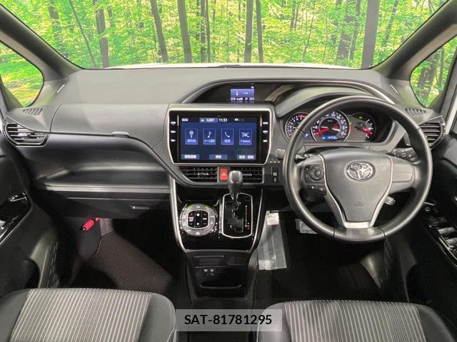 Toyota VOXY 2019-06 8283164-1
