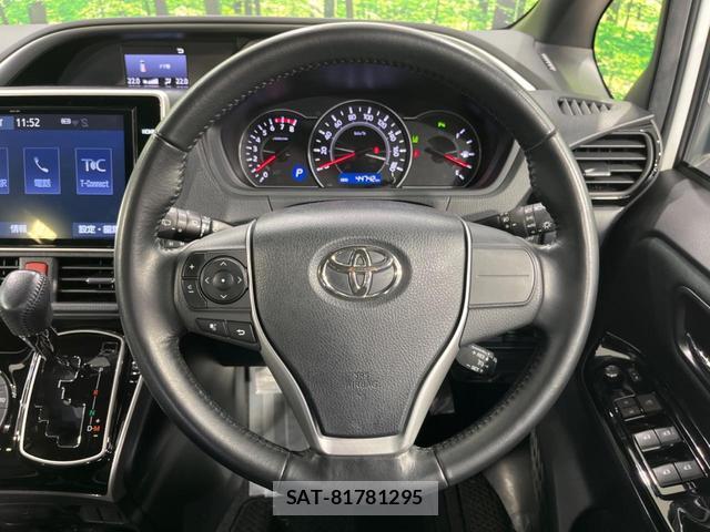 Toyota VOXY 2019-06 8283164-10