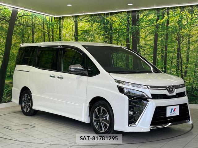 Toyota VOXY 2019-06 8283164-16