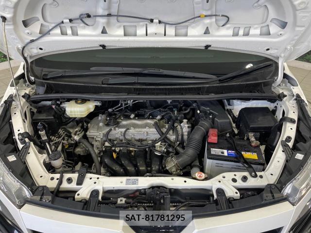 Toyota VOXY 2019-06 8283164-18