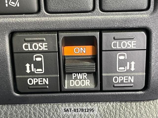 Toyota VOXY 2019-06 8283164-2