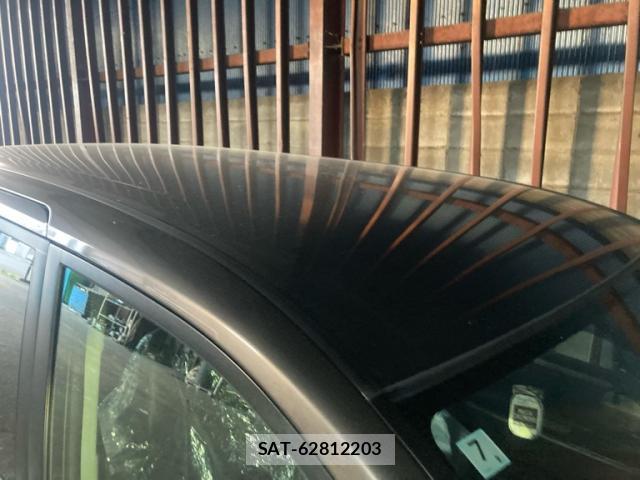 Toyota VOXY 2012-02 8283294-12