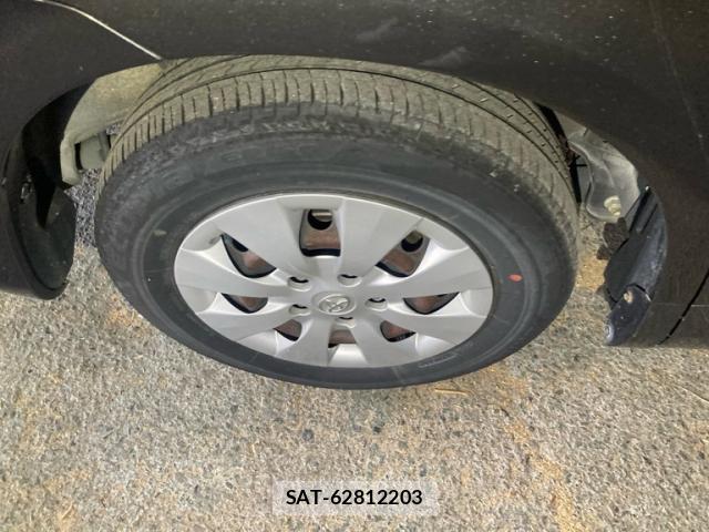Toyota VOXY 2012-02 8283294-4