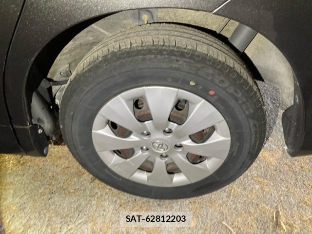 Toyota VOXY 2012-02 8283294-5