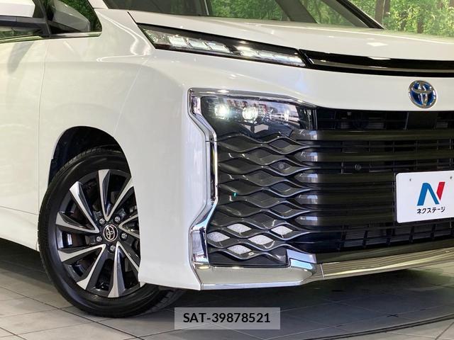 Toyota VOXY 2024-04 8283297-11