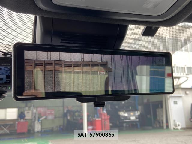 Toyota VOXY 2021-10 8283489-6