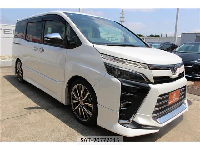 Toyota VOXY 2018-06 8283535-6