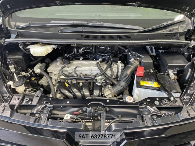 Toyota VOXY 2018-12 8283606-18