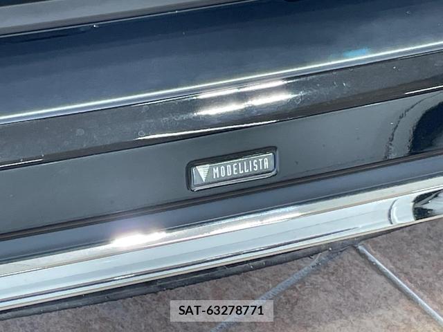 Toyota VOXY 2018-12 8283606-3