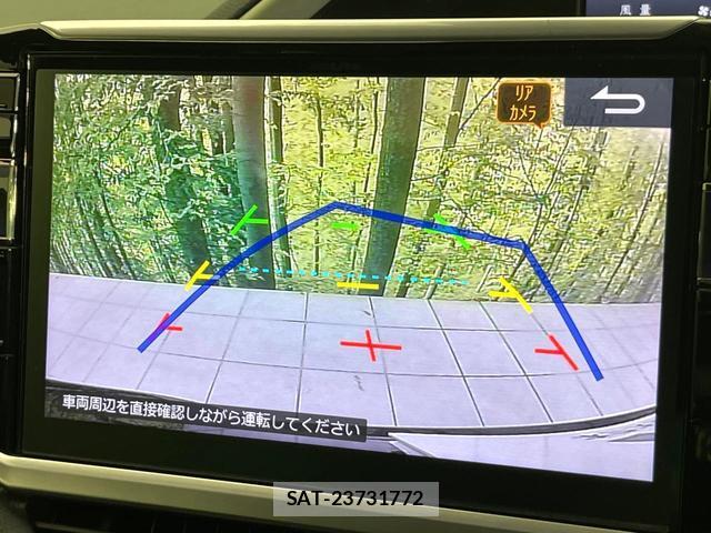 Toyota VOXY 2018-06 8283610-3