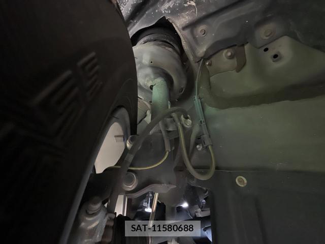 Toyota VOXY 2017-09 8283640-19