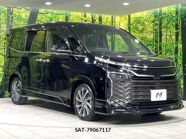 Toyota VOXY 2023-09 8283944-17