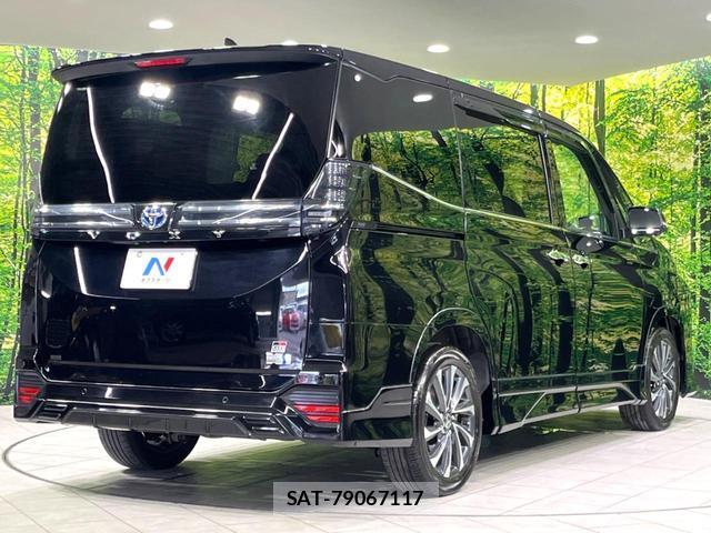Toyota VOXY 2023-09 8283944-18
