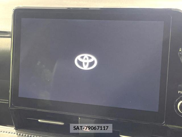 Toyota VOXY 2023-09 8283944-4