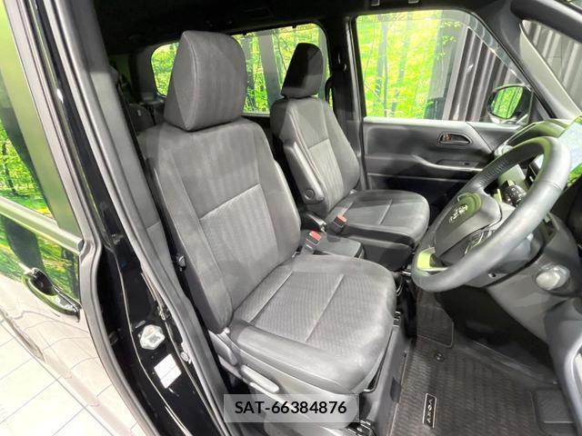 Toyota VOXY 2023-12 8283977-7