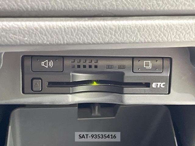 Toyota VOXY 2009-12 8283980-6
