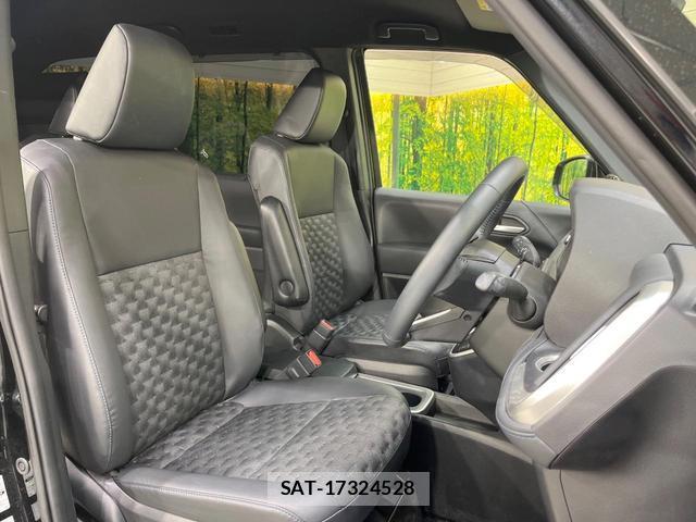Toyota VOXY 2024-10 8283999-7