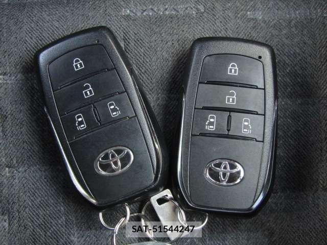 Toyota VOXY 2024-07 8284128-12