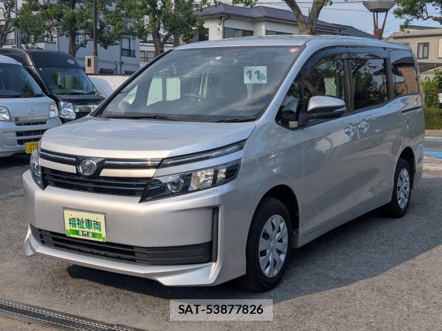 Toyota VOXY 2017-06 8284432-12