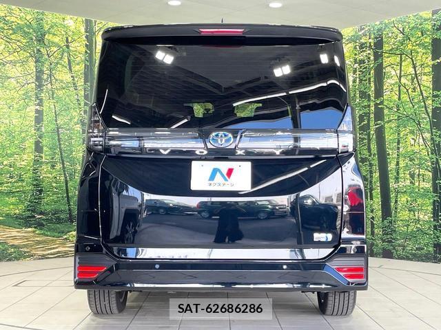 Toyota VOXY 2025-09 8284502-16