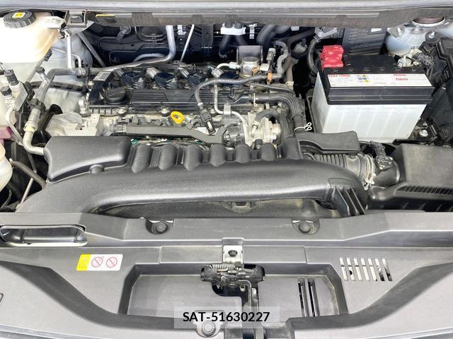 Toyota VOXY 2022-03 8284510-18