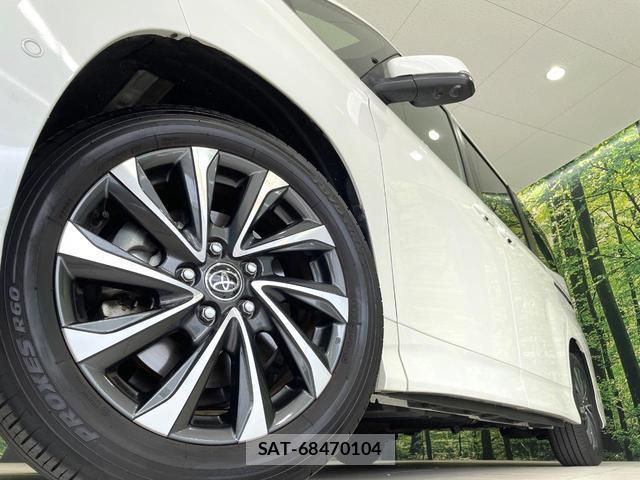 Toyota VOXY 2025-07 8284516-12