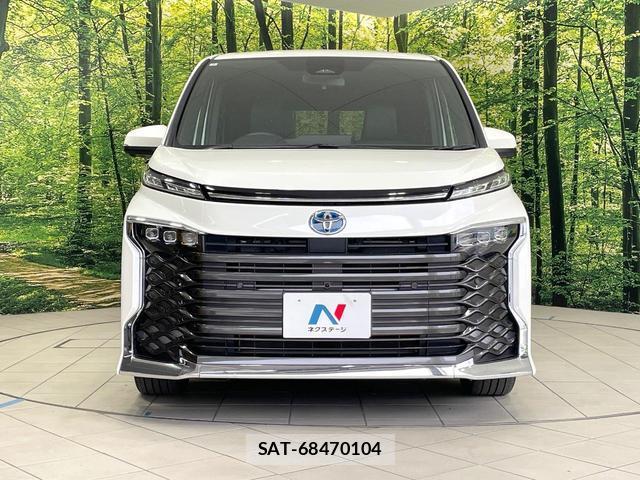 Toyota VOXY 2025-07 8284516-13