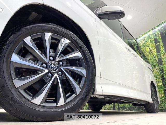 Toyota VOXY 2025-07 8284517-13