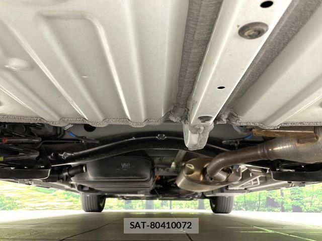 Toyota VOXY 2025-07 8284517-19