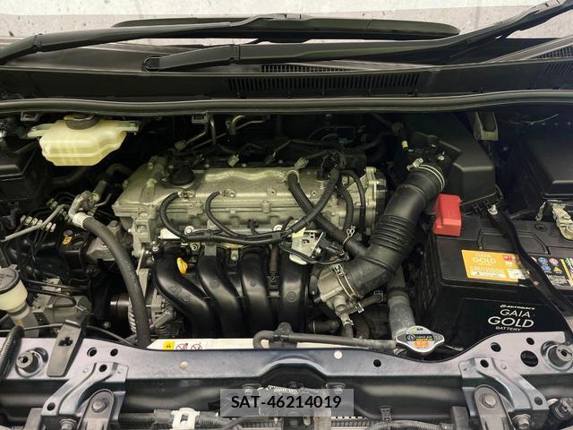 Toyota VOXY 2018-10 8284903-18