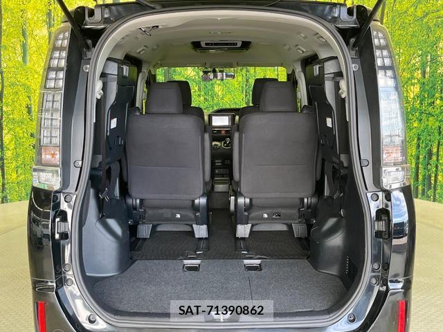 Toyota VOXY 2014-12 8284906-10