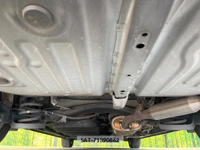 Toyota VOXY 2014-12 8284906-18