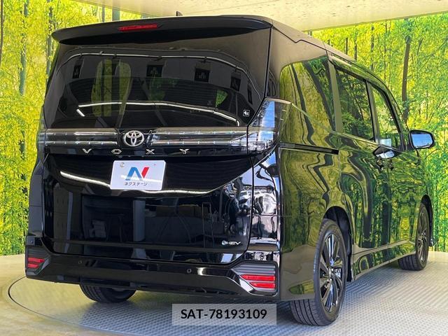 Toyota VOXY 2026-06 8284907-17
