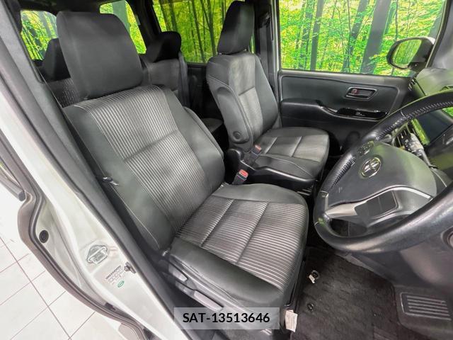 Toyota VOXY 2017-10 8285006-10