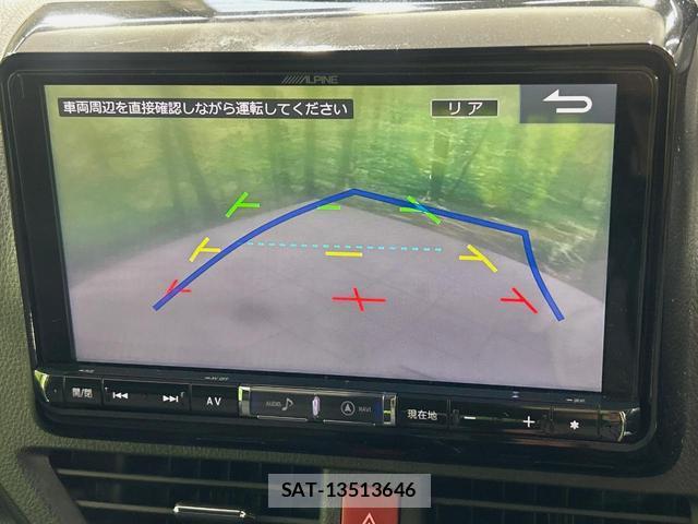 Toyota VOXY 2017-10 8285006-3