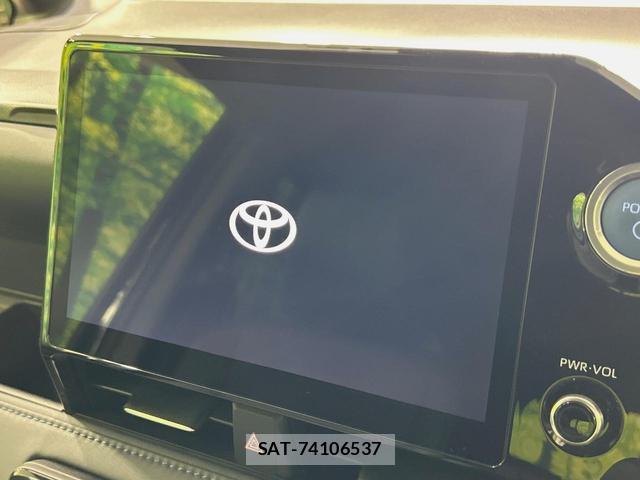 Toyota VOXY 2023-05 8285010-2