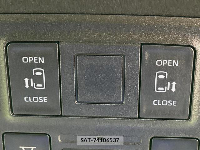 Toyota VOXY 2023-05 8285010-6