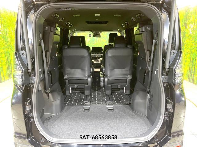Toyota VOXY 2024-09 8285065-10