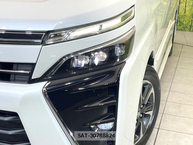 Toyota VOXY 2018-09 8285076-12