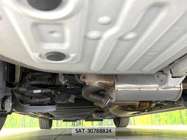 Toyota VOXY 2018-09 8285076-18