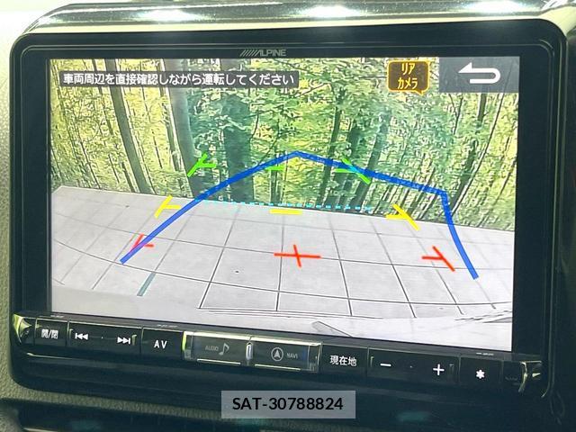 Toyota VOXY 2018-09 8285076-3