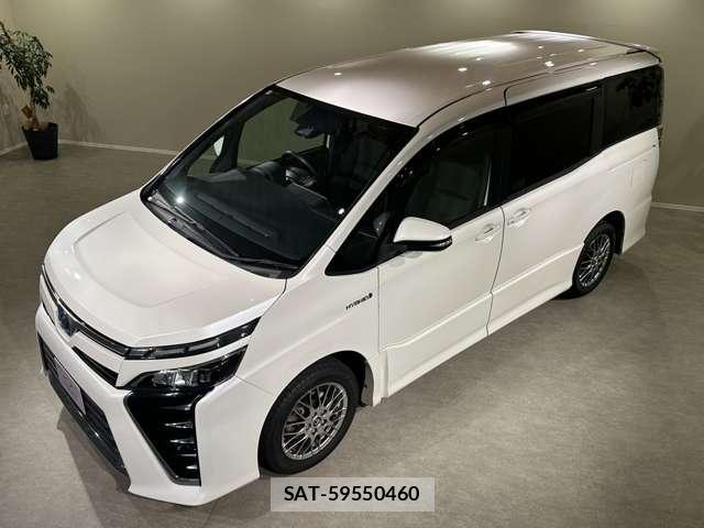 Toyota VOXY 2017-07 8285079-13