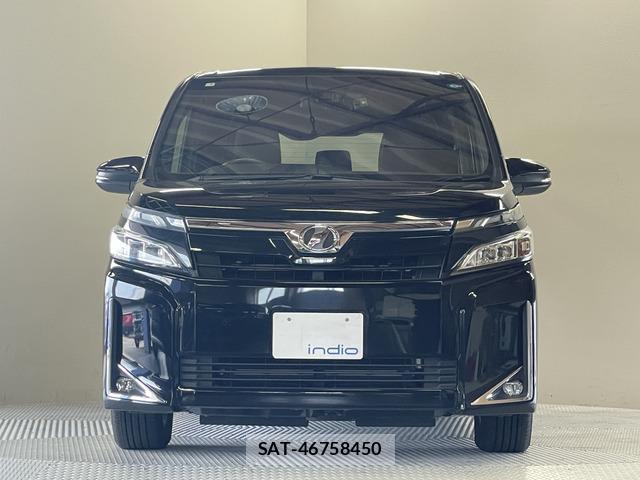 Toyota VOXY 2019-03 8285140-7