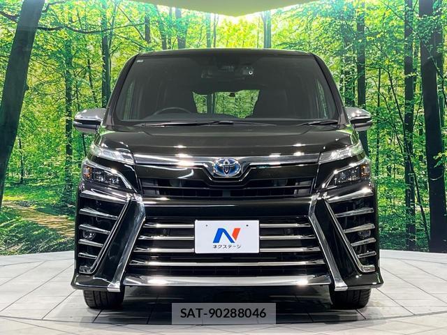 Toyota VOXY 2021-02 8285178-14