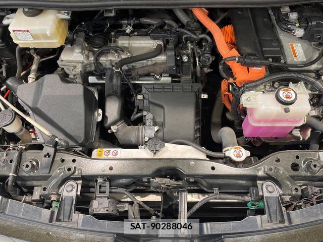 Toyota VOXY 2021-02 8285178-18