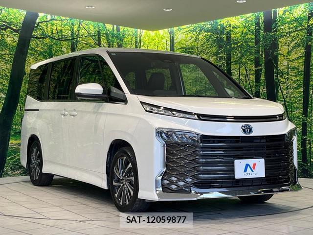 Toyota VOXY 2025-03 8285182-16