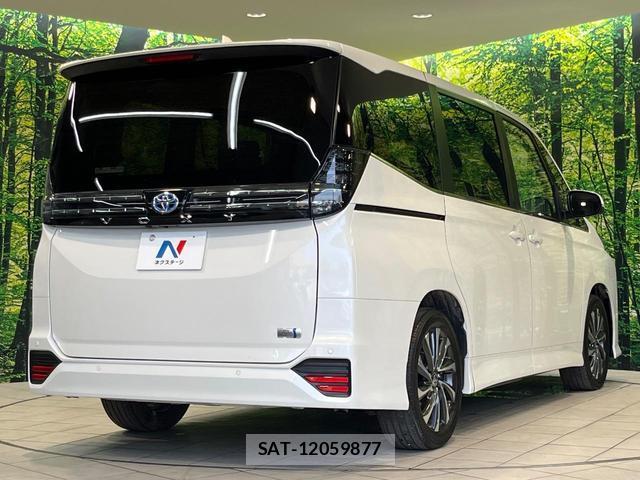 Toyota VOXY 2025-03 8285182-17