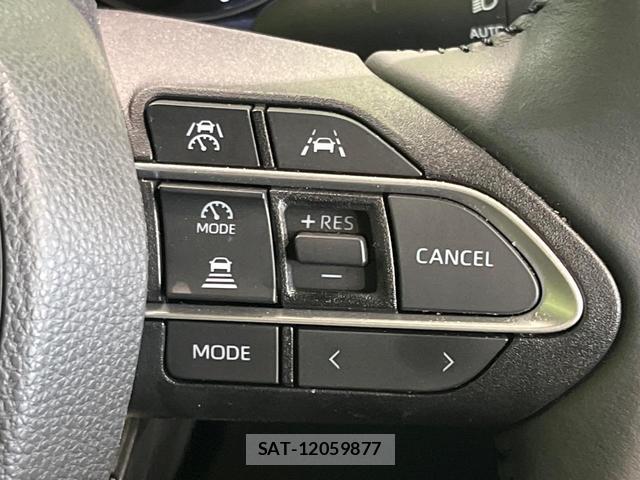 Toyota VOXY 2025-03 8285182-5